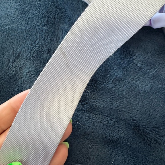 Lululemon Everywhere Belt Bag 1L Lavender - Picture 7 of 7